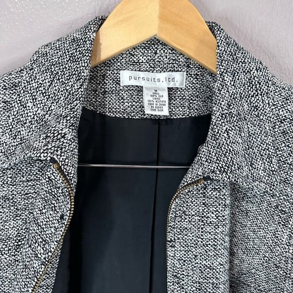 Pursuits ltd. 100% silk (shell) coat. Size medium - Picture 2 of 4